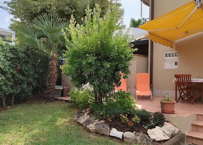 Apartament By The Sea Nska, Krk - 23556 *